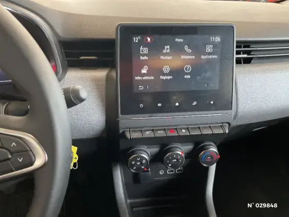 RENAULT CLIO V - voiture d'occasion - Photo 13