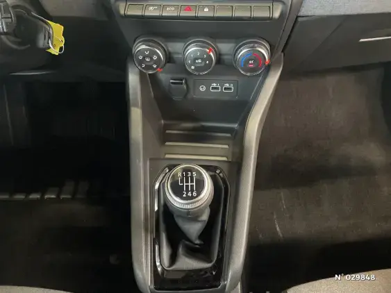 RENAULT CLIO V - voiture d'occasion - Photo 33