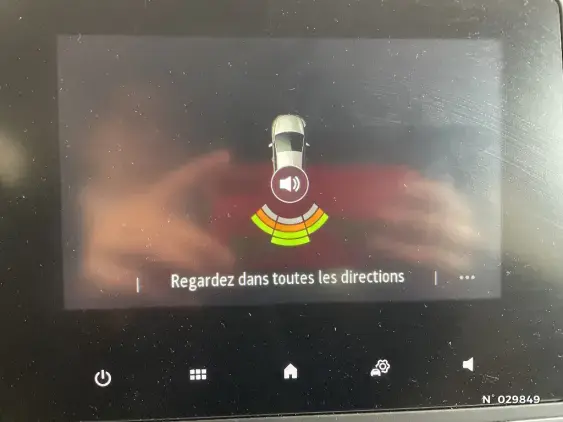 RENAULT CLIO V - voiture d'occasion - Photo 14