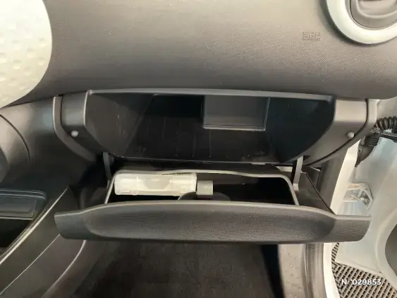 RENAULT TWINGO ELECTRIQUE III - voiture d'occasion - Photo 34