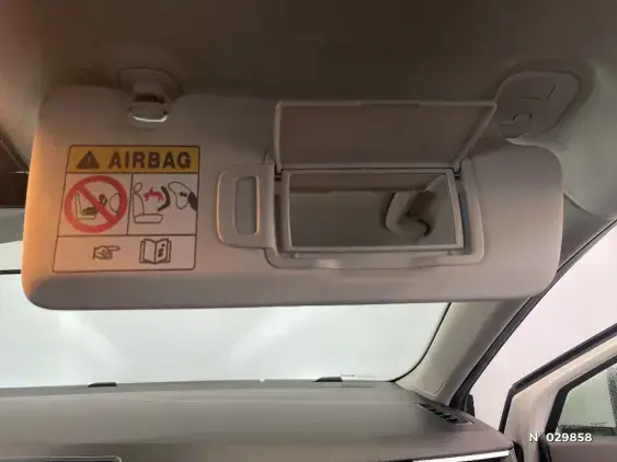 RENAULT CLIO V - voiture d'occasion - Photo 31