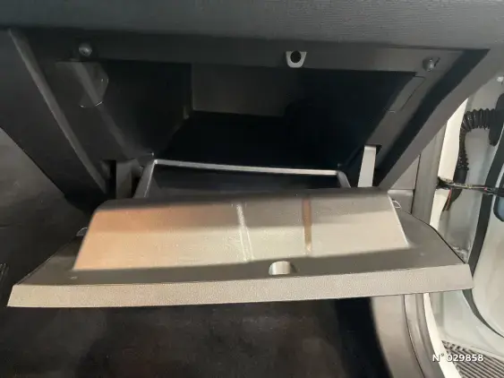 RENAULT CLIO V - voiture d'occasion - Photo 36