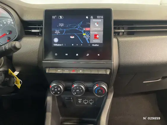 RENAULT CLIO V - voiture d'occasion - Photo 33