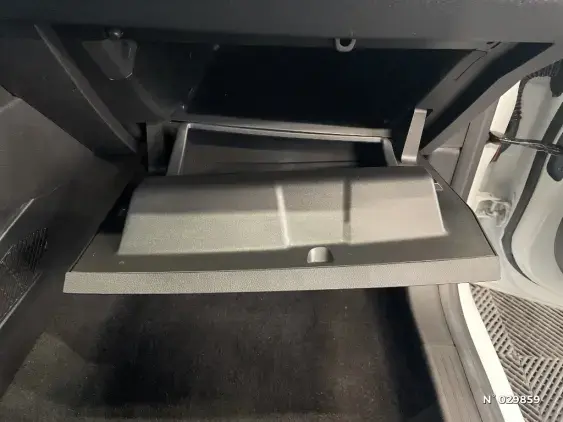 RENAULT CLIO V - voiture d'occasion - Photo 36