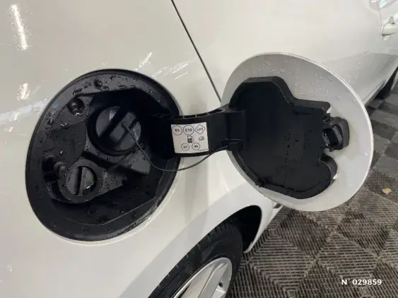 RENAULT CLIO V - voiture d'occasion - Photo 40