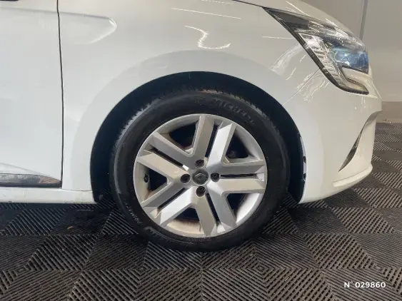 RENAULT CLIO V - voiture d'occasion - Photo 8