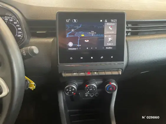 RENAULT CLIO V - voiture d'occasion - Photo 13