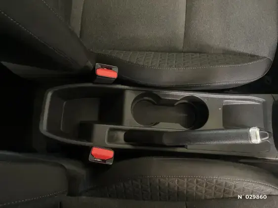 RENAULT CLIO V - voiture d'occasion - Photo 35