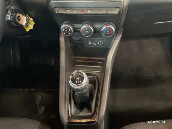 RENAULT CLIO REVERSIBLE V - voiture d'occasion - Photo 34