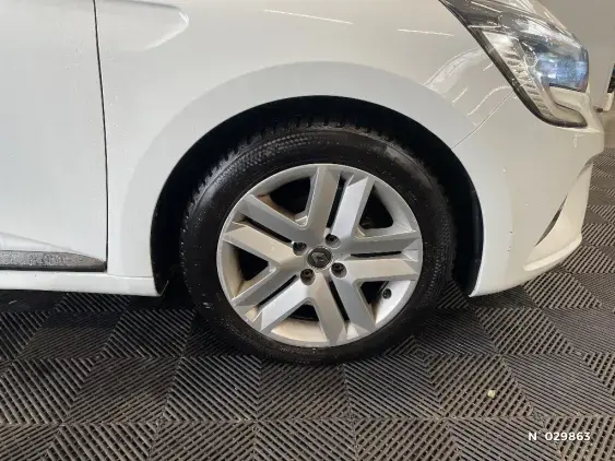 RENAULT CLIO V - voiture d'occasion - Photo 8