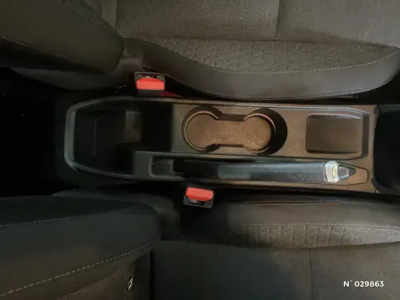 RENAULT CLIO V - voiture d'occasion - Photo 35