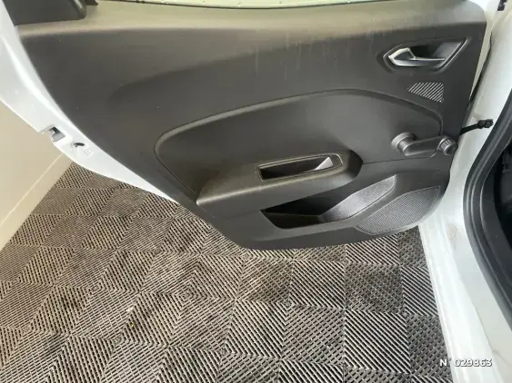 RENAULT CLIO V - voiture d'occasion - Photo 45