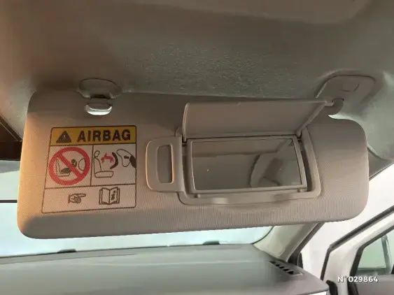 RENAULT CLIO V - voiture d'occasion - Photo 31