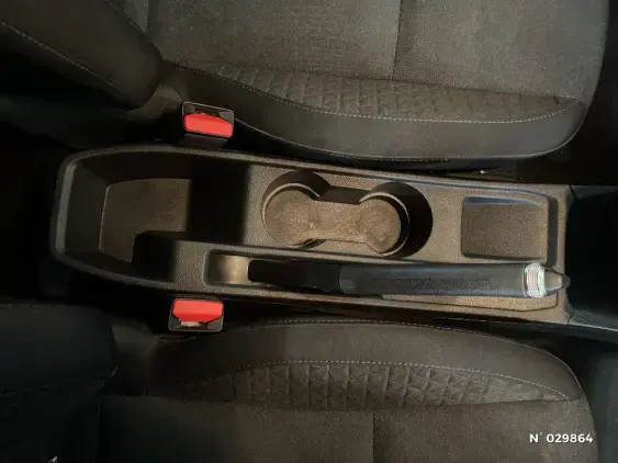 RENAULT CLIO V - voiture d'occasion - Photo 35