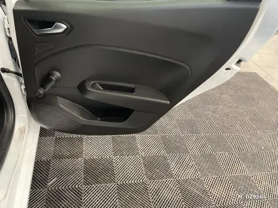 RENAULT CLIO V - voiture d'occasion - Photo 39