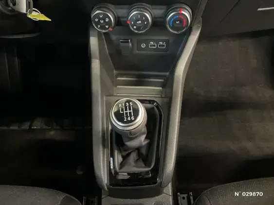 RENAULT CLIO V - voiture d'occasion - Photo 34