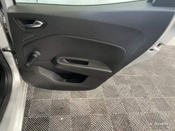 RENAULT CLIO V - voiture d'occasion - Photo 38