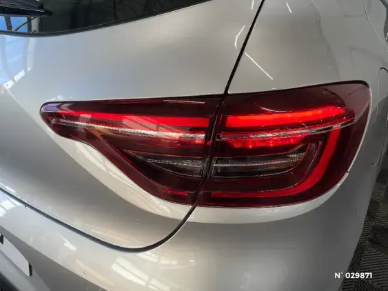 RENAULT CLIO V - voiture d'occasion - Photo 14