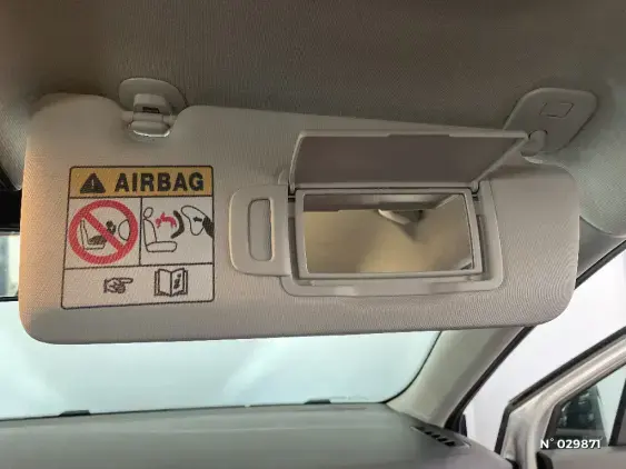 RENAULT CLIO V - voiture d'occasion - Photo 31