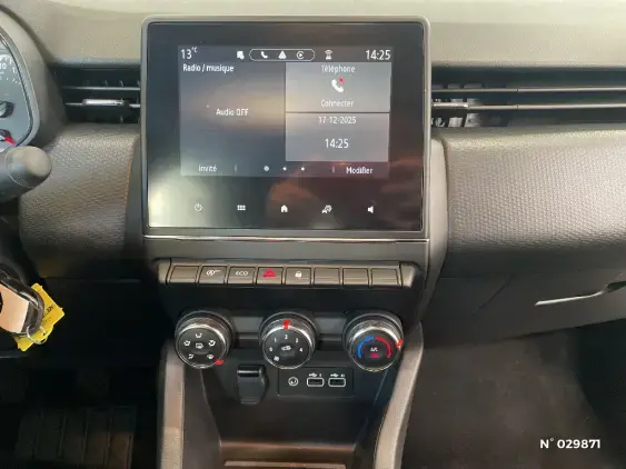 RENAULT CLIO V - voiture d'occasion - Photo 33