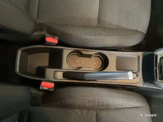 RENAULT CLIO V - voiture d'occasion - Photo 35