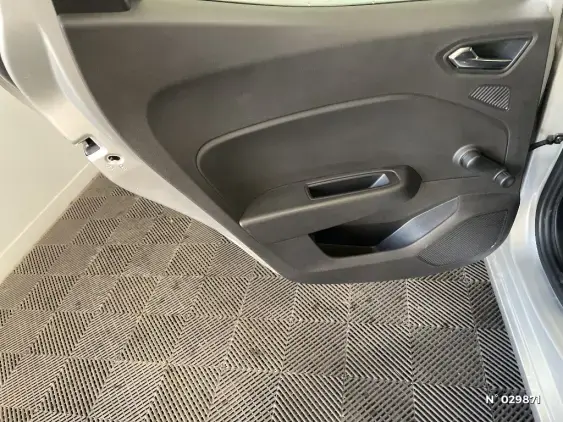 RENAULT CLIO V - voiture d'occasion - Photo 44