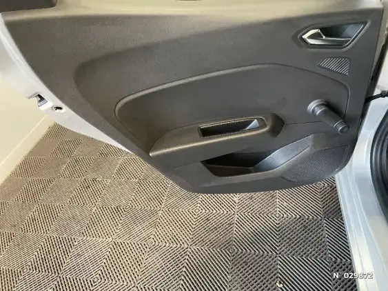 RENAULT CLIO V - voiture d'occasion - Photo 44