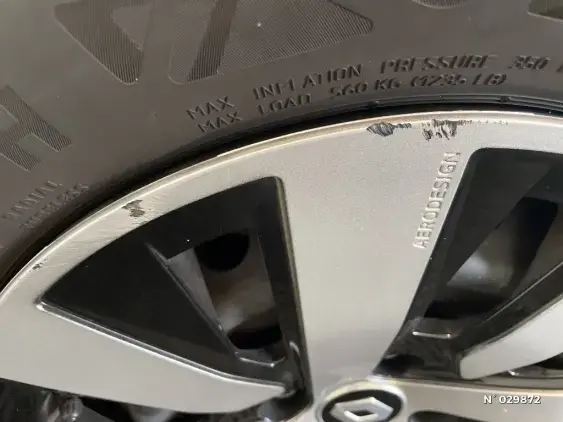 RENAULT CLIO V - voiture d'occasion - Photo 26