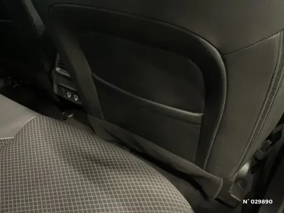 RENAULT ARKANA - voiture d'occasion - Photo 40