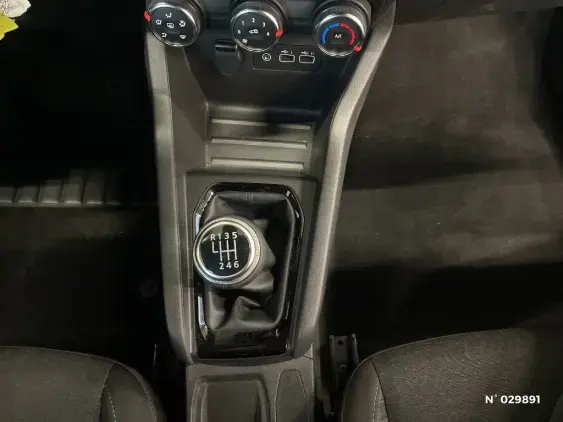 RENAULT CLIO V - voiture d'occasion - Photo 34