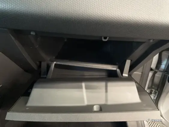 RENAULT CLIO V - voiture d'occasion - Photo 36