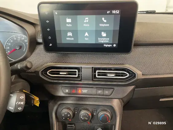 DACIA SANDERO III - voiture d'occasion - Photo 33