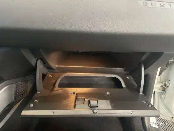 DACIA DUSTER II - voiture d'occasion - Photo 38