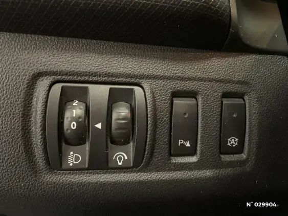 RENAULT CLIO IV - voiture d'occasion - Photo 15