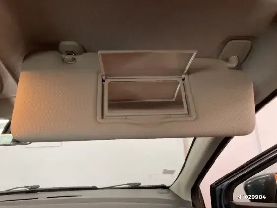 RENAULT CLIO IV - voiture d'occasion - Photo 31