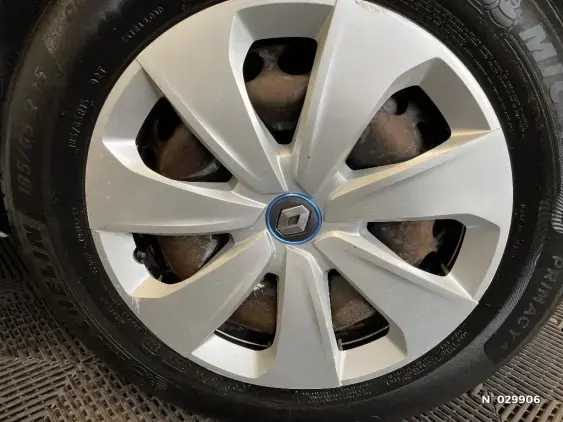 RENAULT ZOE - voiture d'occasion - Photo 43