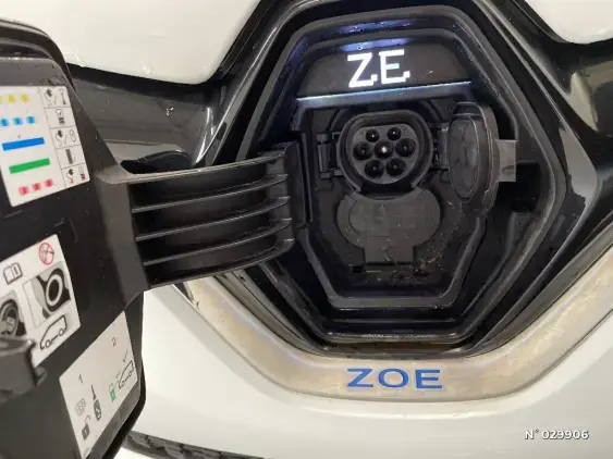 RENAULT ZOE - voiture d'occasion - Photo 45