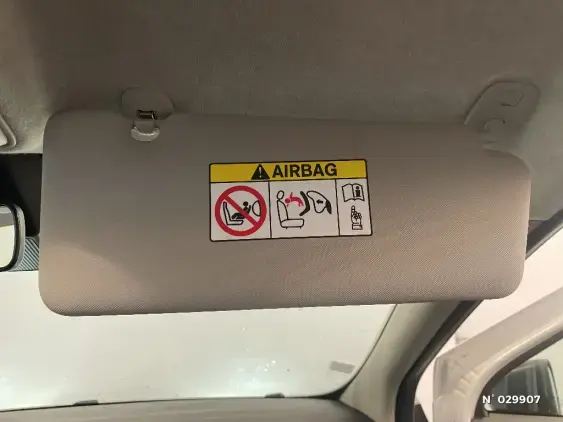 RENAULT ZOE - voiture d'occasion - Photo 31