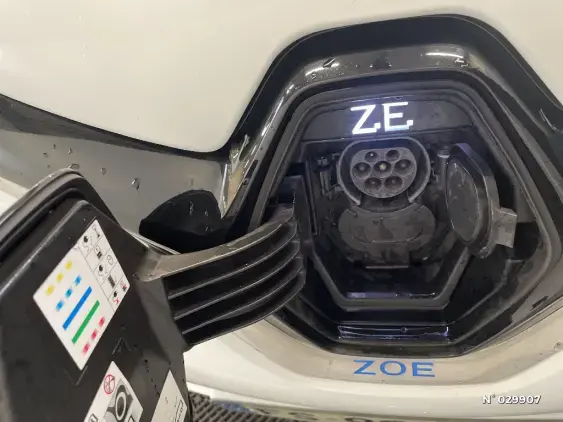 RENAULT ZOE - voiture d'occasion - Photo 45