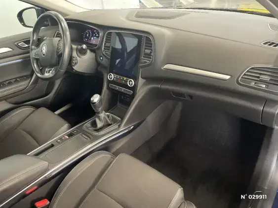 RENAULT MEGANE IV - voiture d'occasion - Photo 10