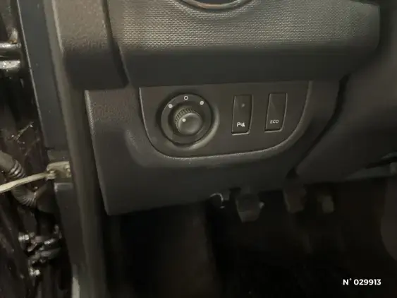 DACIA SANDERO II - voiture d'occasion - Photo 15