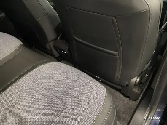 RENAULT MEGANE V - voiture d'occasion - Photo 37