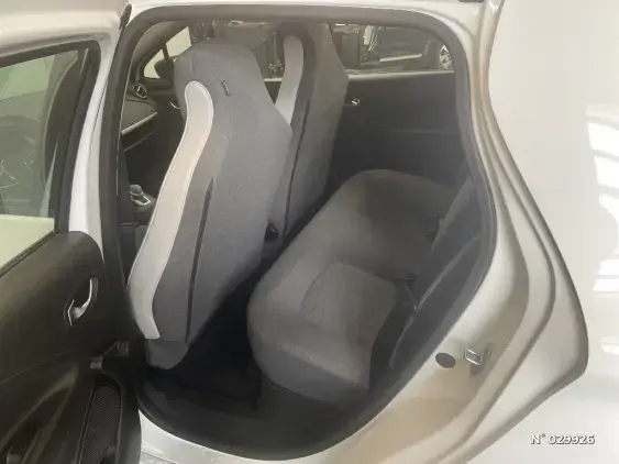 RENAULT ZOE - voiture d'occasion - Photo 45