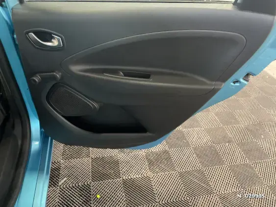RENAULT ZOE - voiture d'occasion - Photo 38