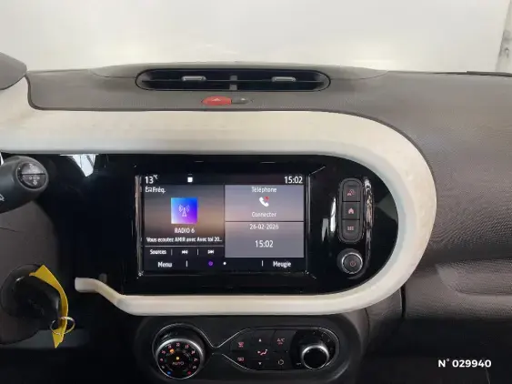 RENAULT TWINGO III - voiture d'occasion - Photo 29