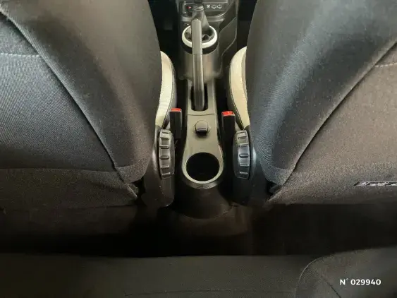 RENAULT TWINGO III - voiture d'occasion - Photo 33