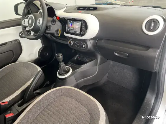 RENAULT TWINGO III - voiture d'occasion - Photo 10