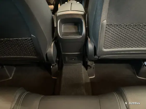 MERCEDES CLASSE B III - voiture d'occasion - Photo 37