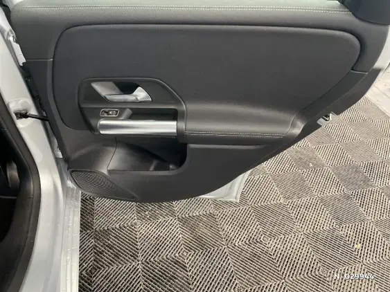 MERCEDES CLASSE B III - voiture d'occasion - Photo 38