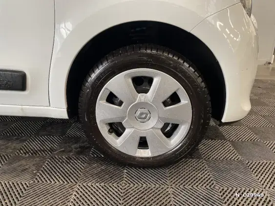 RENAULT TWINGO III - voiture d'occasion - Photo 8